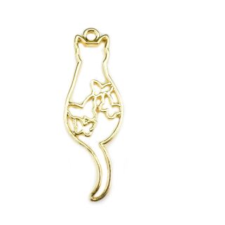 bezel sitting cat with butterflies gold